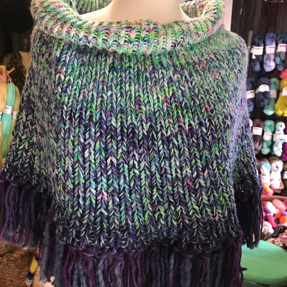 Boho Blue Poncho - Picture 4 of 10